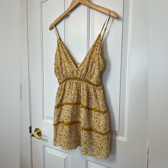 MorningMist Boho Floral Tank - Picture 2 of 8